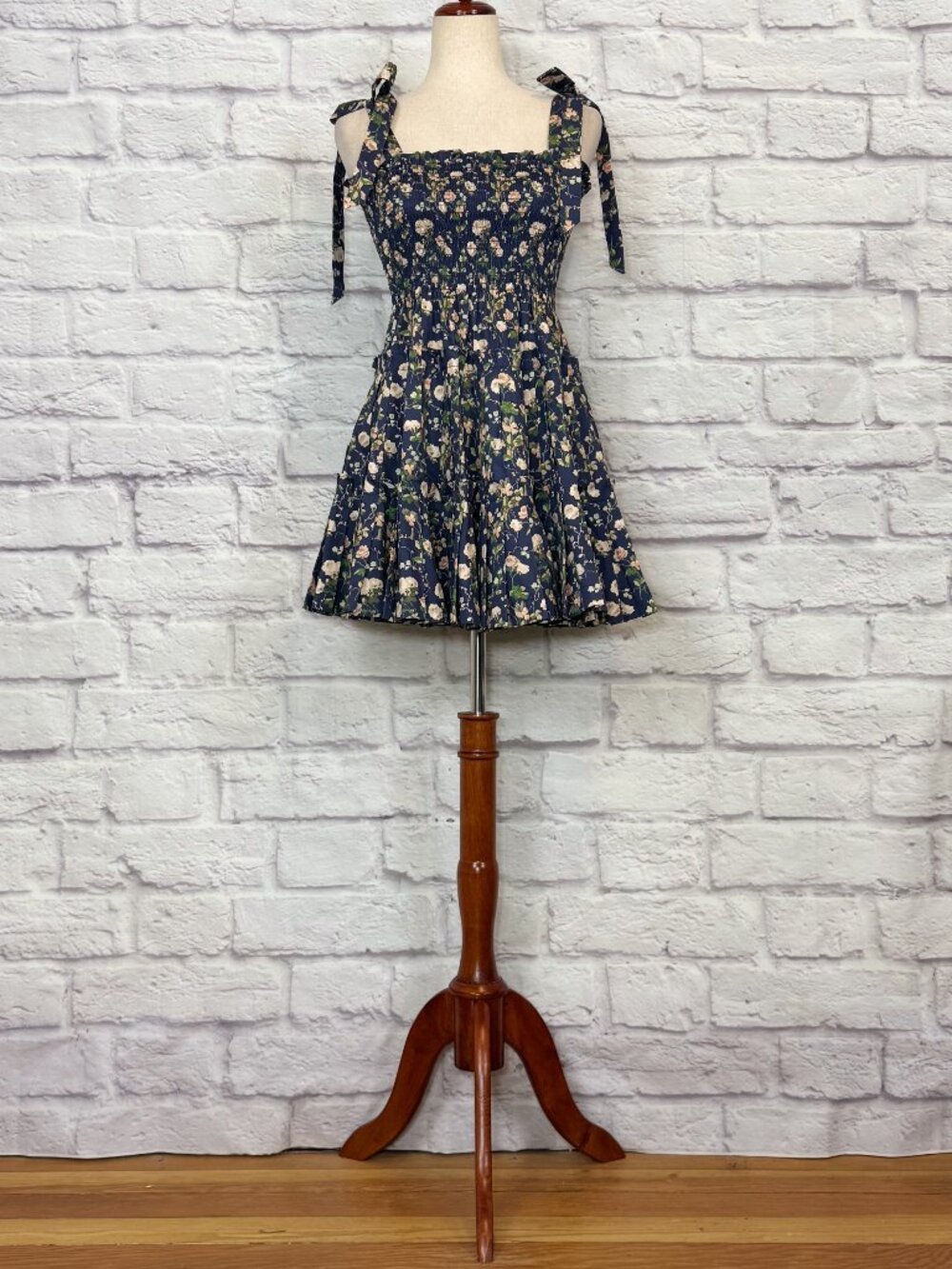 Hill House The Ribbon Charlotte Nap Dress in Navy Bluebonnet
